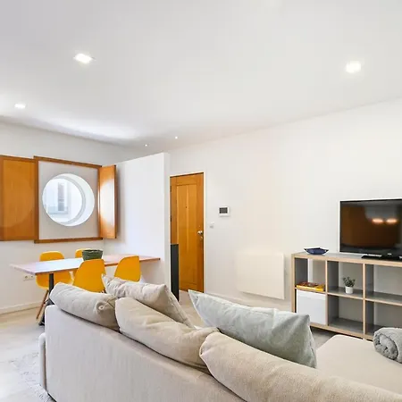 Familiar No Centro Historico - Afonso Henriques 아파트