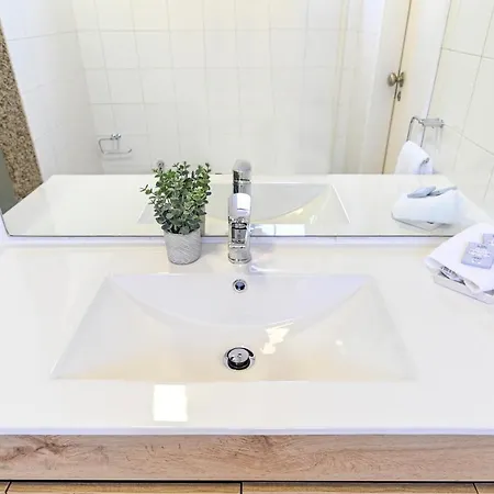 Familiar No Centro Historico - Afonso Henriques *