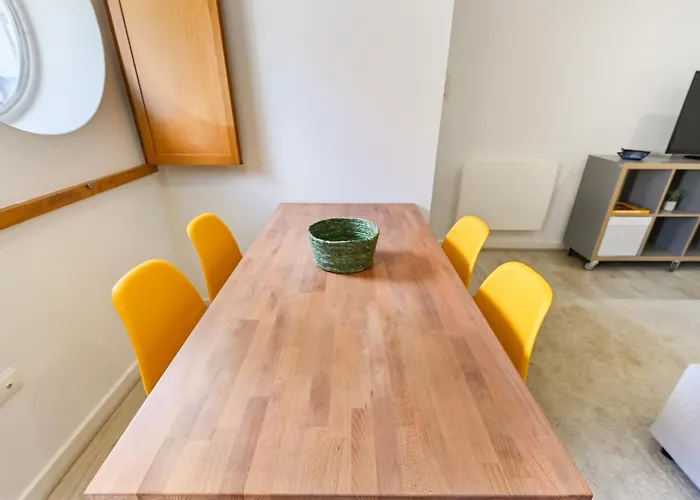 Familiar No Centro Historico - Afonso Henriques Apartment